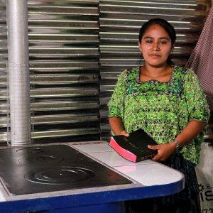 Lucrecia Leticia Tut Choc